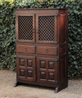 Antiker spanischer Schrank