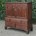 Antiker Schrank