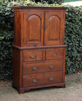 Antiker Schrank
