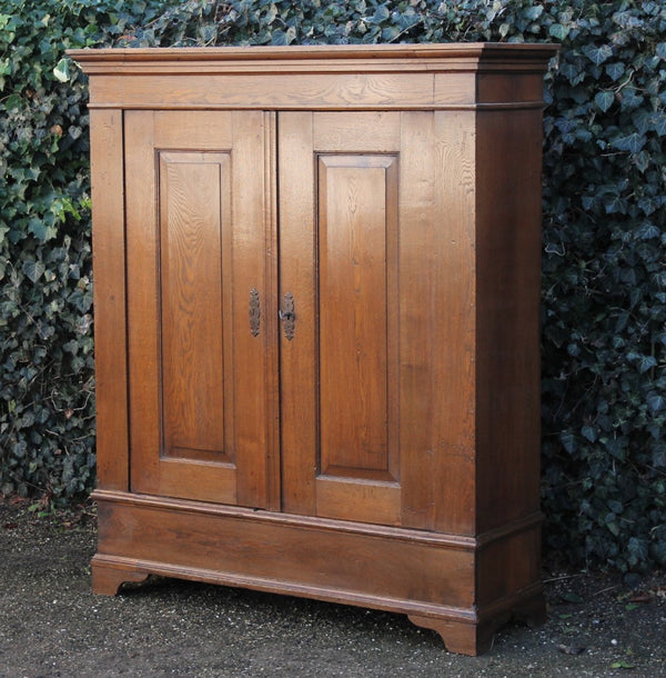 Antieke Tweedeurskast - 0156.K