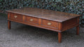 Antiker spanischer Couchtisch